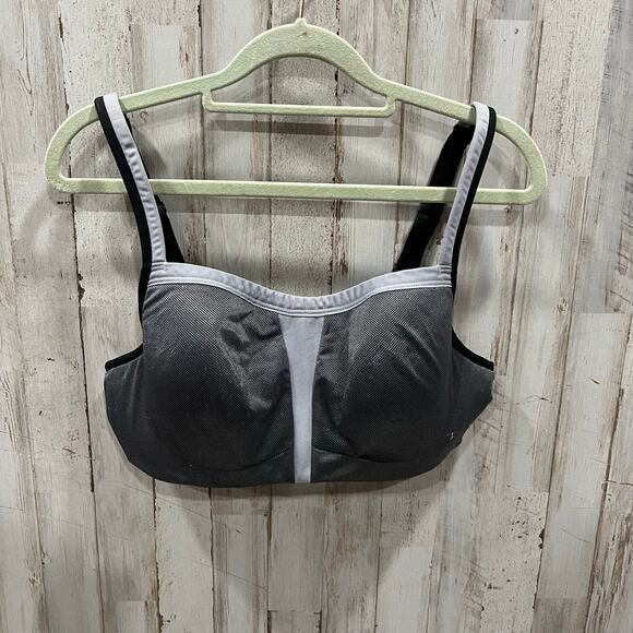 Le Mystere High Impact Underwire Sports Bra Size 38B Black Gray Adjustable - Picture 1 of 5